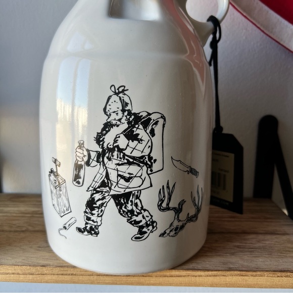 Filson Great Jones Growler | Handmade in Portland, OR, USA | 64OZ Ceramic - Picture 5 of 10
